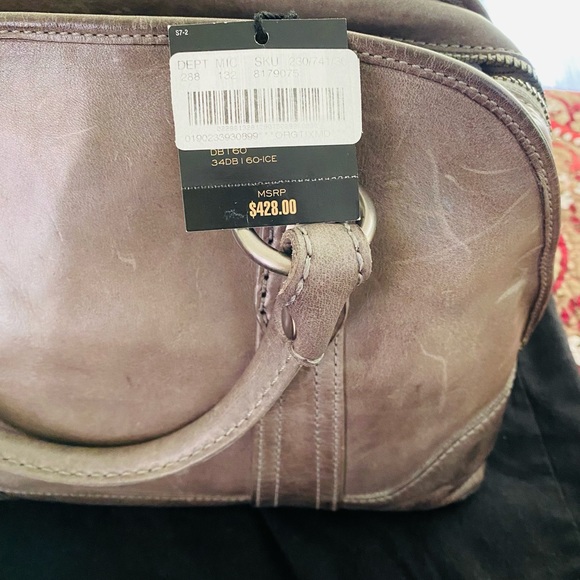 *LUXE for LESS* NWT Pristine FRYE light gray handbag satchel (crossbody w/strap) - Picture 6 of 6